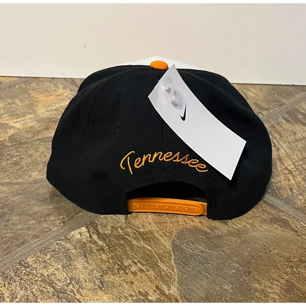 Nike Tennessee Volunteers Hat Men One Size White Black Orange New Smokey Cap